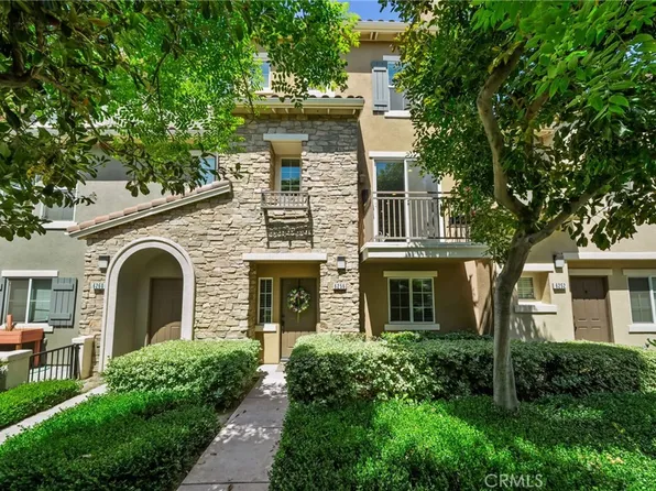 6256 Camposa Ln, Eastvale, CA 91752