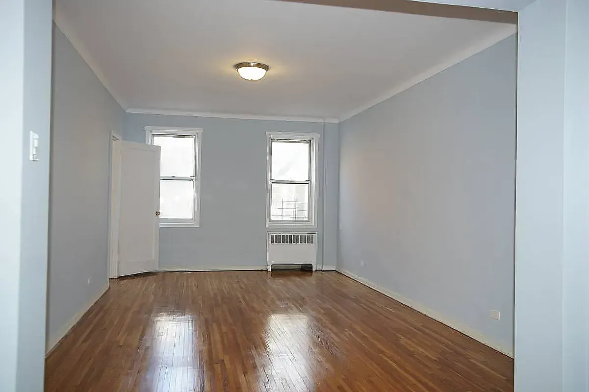 2566 Ocean Avenue — Photo 3