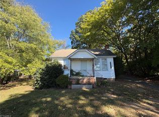 2008 Chapel Hill Rd, Burlington, NC 27215