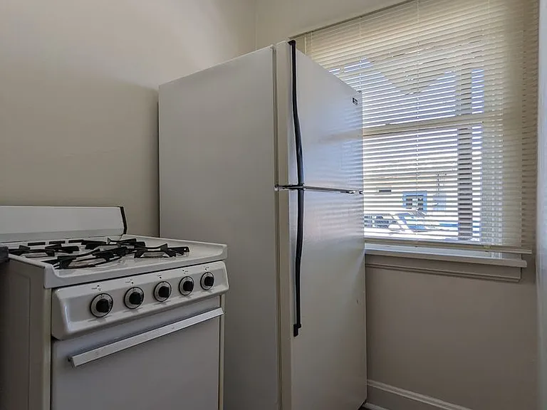 3787 Franklin Blvd #4 — Photo 5