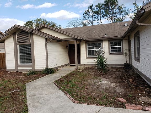 2nd image of 318 Red Rose Cir