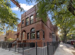700 S Loomis St #G, Chicago, IL 60607
