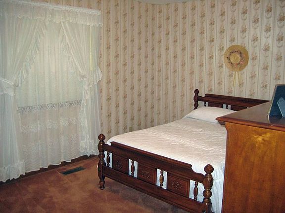 5th image of 52 Old Mill Dr Unit 5