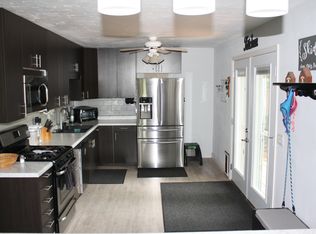169 Sherman St, Muscatine, IA 52761