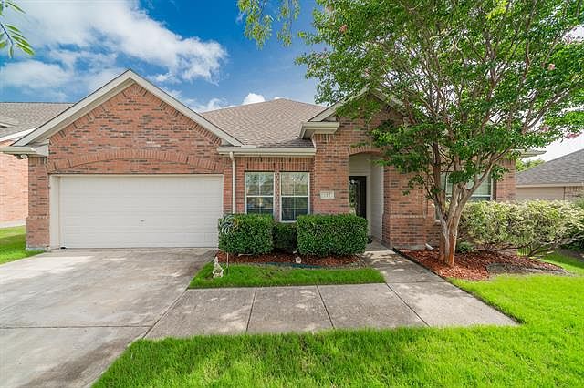 1st image of 217 Linden Ct