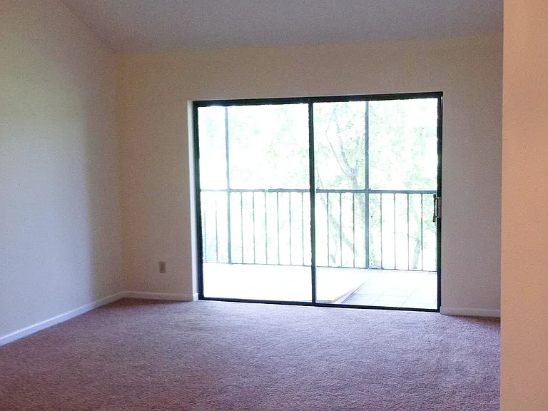 302 Wingfoot Dr #C — Photo 8