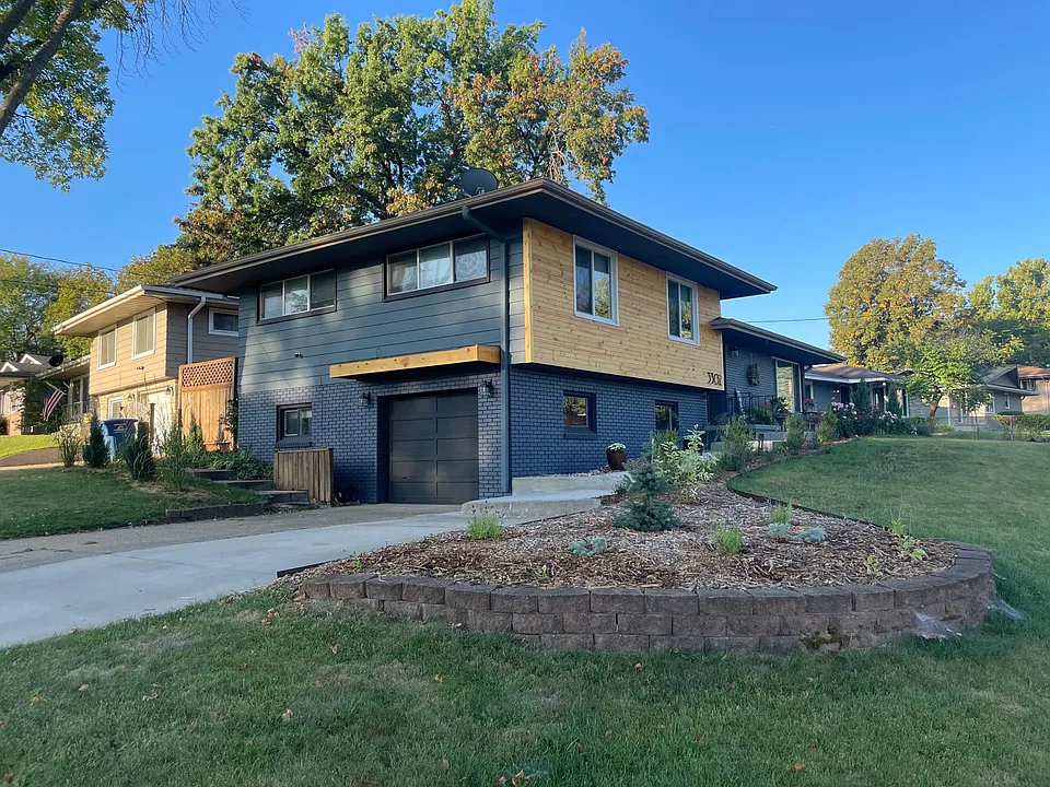 3302 Vilura Pkwy