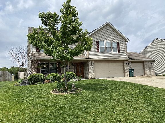 2nd image of 105 Trowbridge Dr