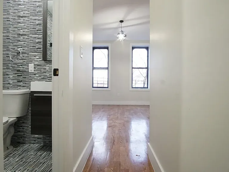 1817 Bleecker St #1L — Photo 3