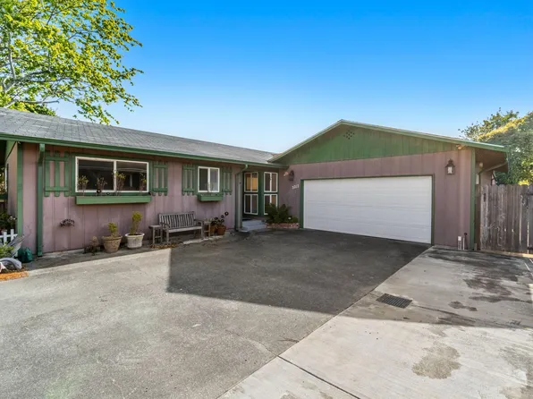 5217 Meadow Ct, Eureka, CA 95503