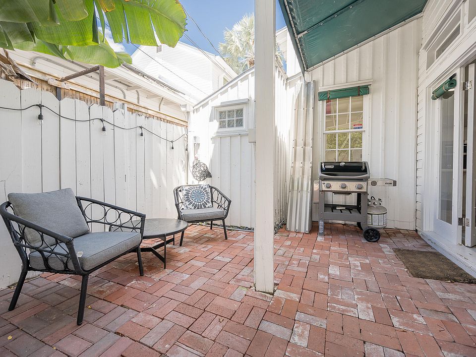 1st image of 609 1/2 Margaret St