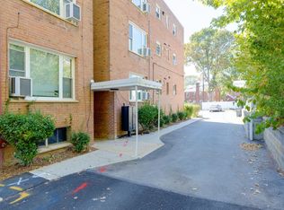 500 S Courthouse Rd APT 5, Arlington, VA 22204