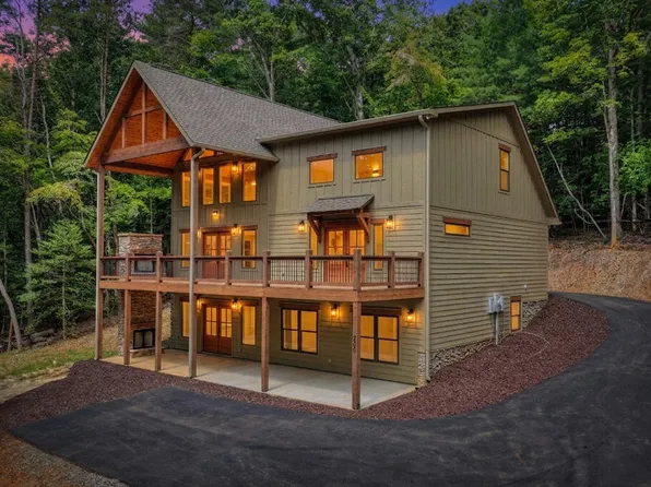 200 W Goldmine Rd, Ellijay, GA 30536