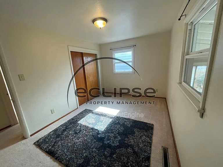 447 N 19th St — Photo 5