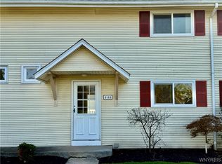 5133 Tuscarora Rd, Niagara Falls, NY 14304