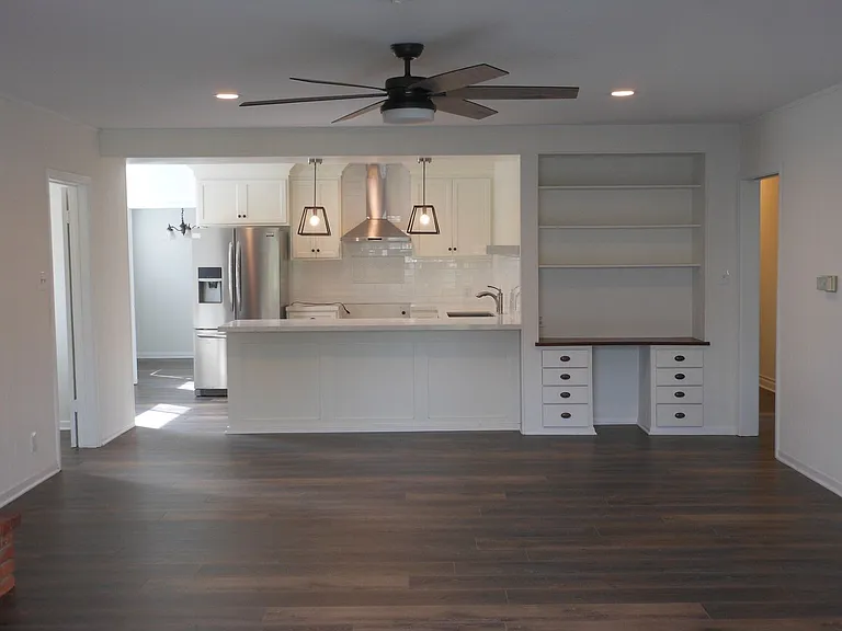 8340 Chase Ave — Photo 6