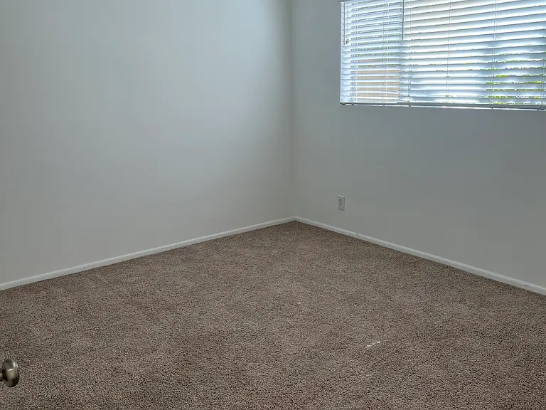 12424 Texas Ave — Photo 23