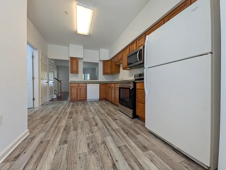 310 Del Rhodes Ave #A — Photo 11