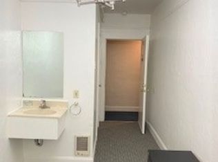 198 Carl St #104, San Francisco, CA 94117