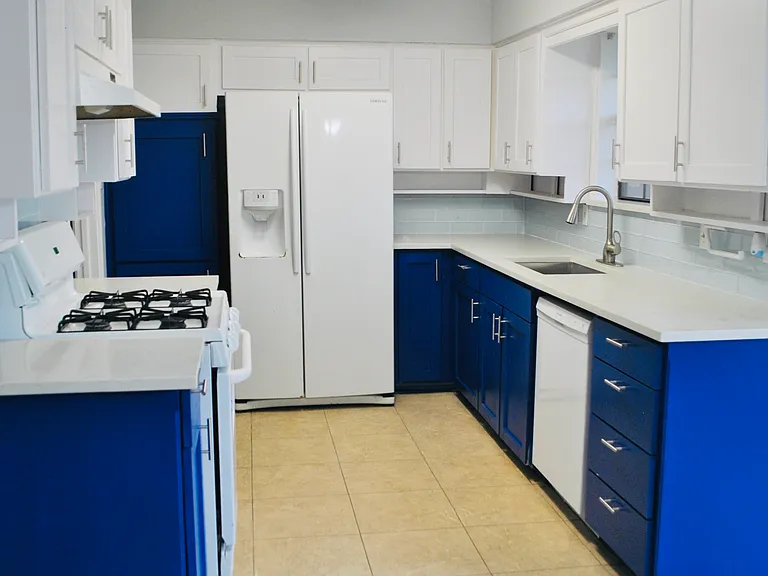 1902 Aspen Dr — Photo 9