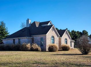 2595 W Lori Dr, Fayetteville, AR 72704