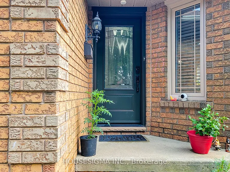 4 Treeview Ct — Photo 3