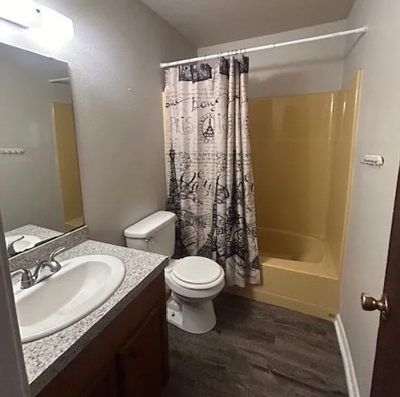 1503 Lance St — Photo 8