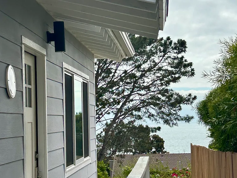 341 La Amatista Rd #B — Photo 1