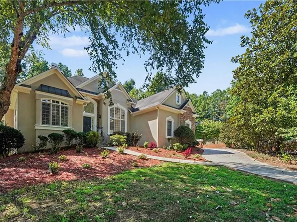 4315 Rosemont Dr, Douglasville, GA 30135