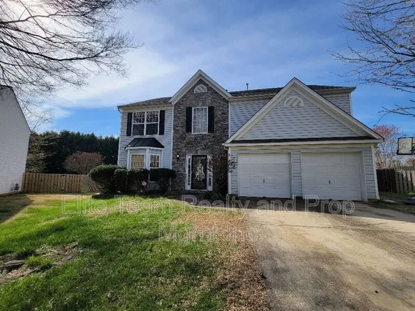 4702 Ambridge Dr, Charlotte, NC 28216