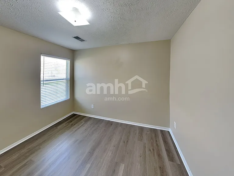 5000 Hancock Cir — Photo 16