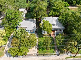 2102 E Martin Luther King Jr Blvd, Austin, TX 78702
