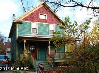 802 Wheaton Ave, Kalamazoo, MI 49008