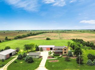 32020 S Crawford Ave, Peotone, IL 60468