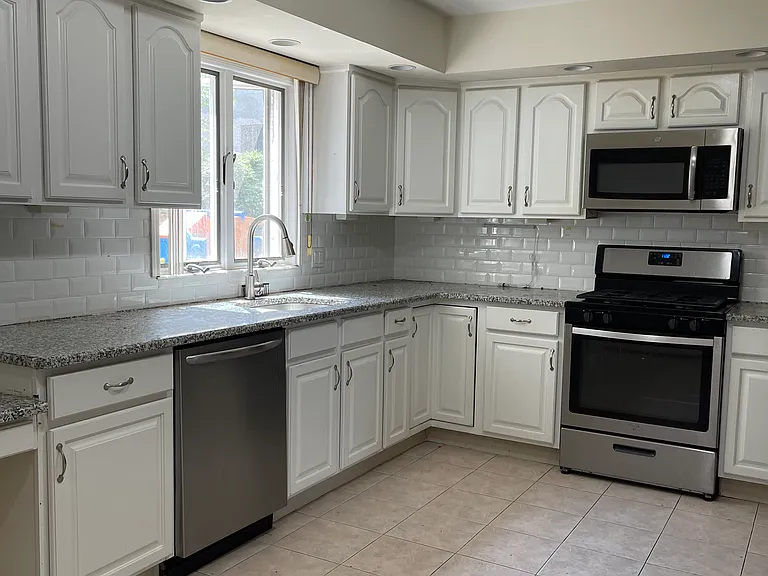 510 Roff Ave #B — Photo 2