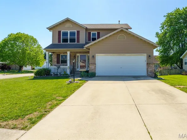 35 Jason Dr, Glen Carbon, IL 62034