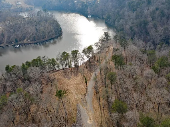 0 Cliff Dr, Northport, AL 35475