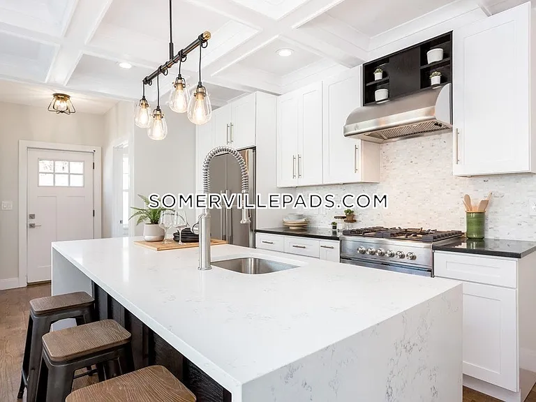 7 Webster St #1 — Photo 6