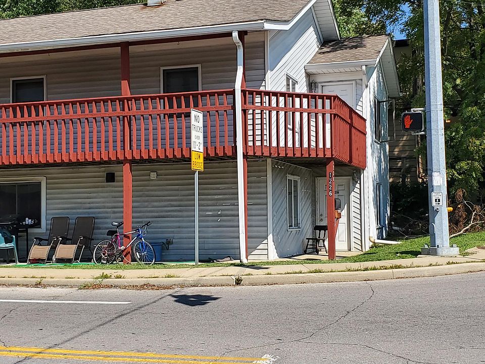 1st image of 1226 W Kirkwood Ave