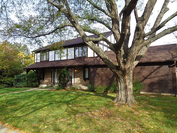 2nd image of 755 Monticello Dr