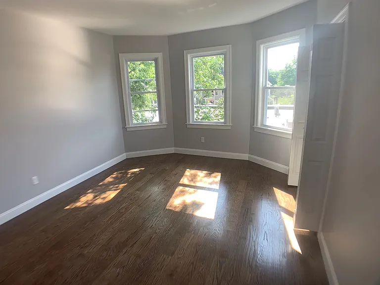 7 Carolina Ave #1 — Photo 4