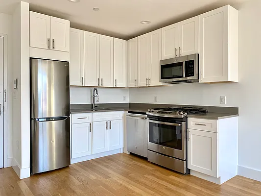 Rented by Compass | media 35