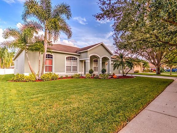 2nd image of 3716 Treeline Dr
