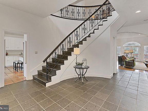 5th image of 12025 Seven Hills Ln