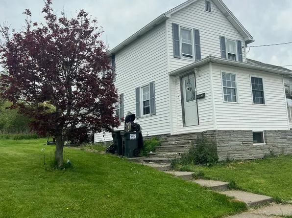 733 Railroad St, Forest City, PA 18421