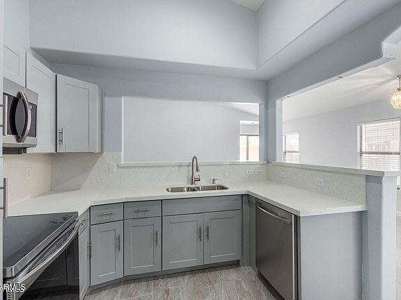 4th image of 15609 N Gil Balcome St