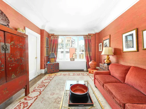 875 Park Avenue image 13 of 22