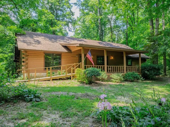 476 Dogwood Rd, Tunnel Hill, GA 30755