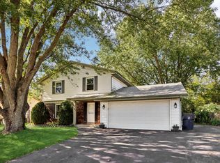 4919 Flambeau Dr, Racine, WI 53406