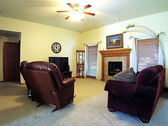 2nd image of 8010 S 68th Avenue Cir